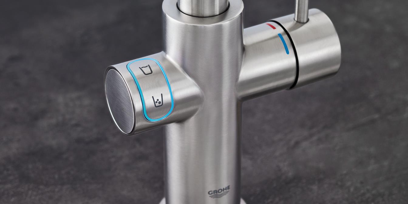 Close up LED GROHE Blue Home