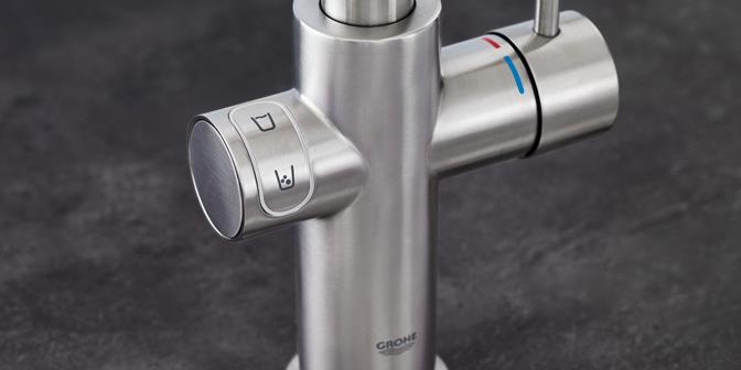 Close up LED GROHE Blue Home