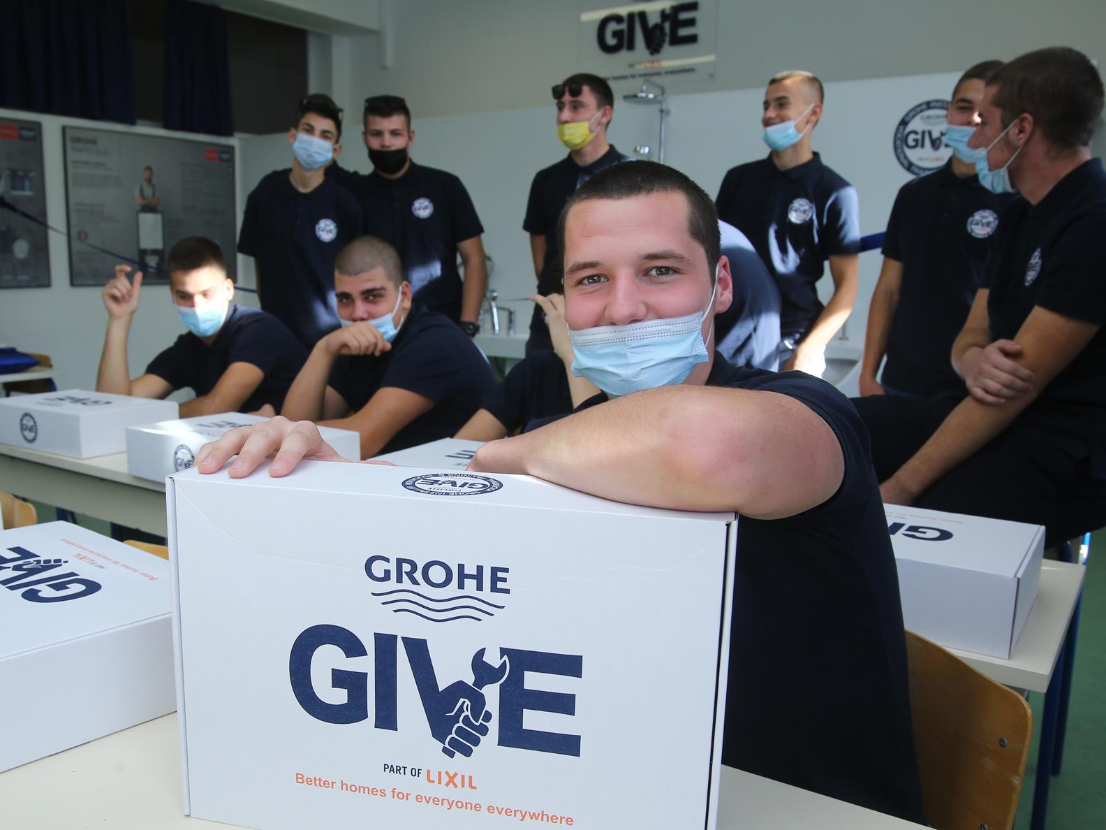 GROHE-GIVE_CR-Split_01-2