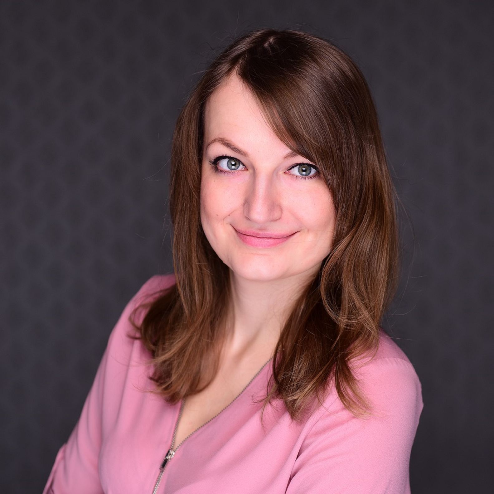 Contact Card_Natalie Kujat