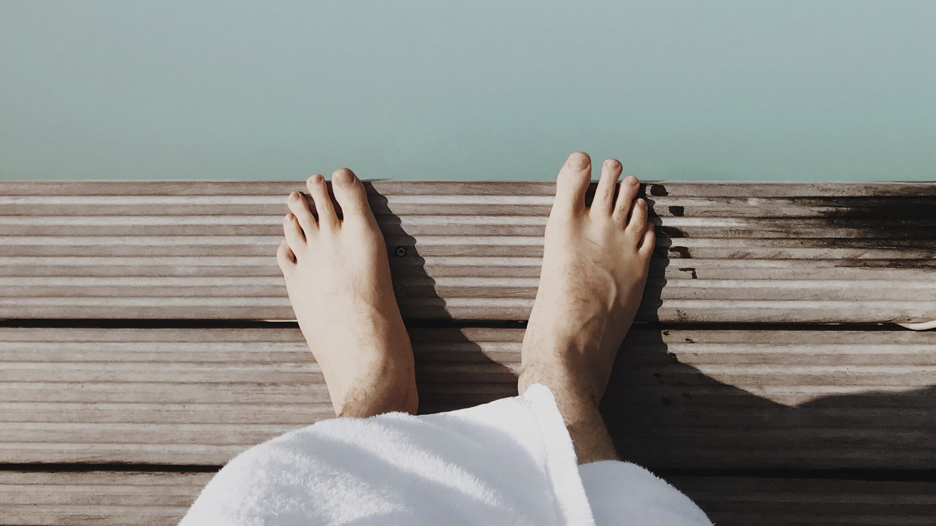 Collage 01_top view feet