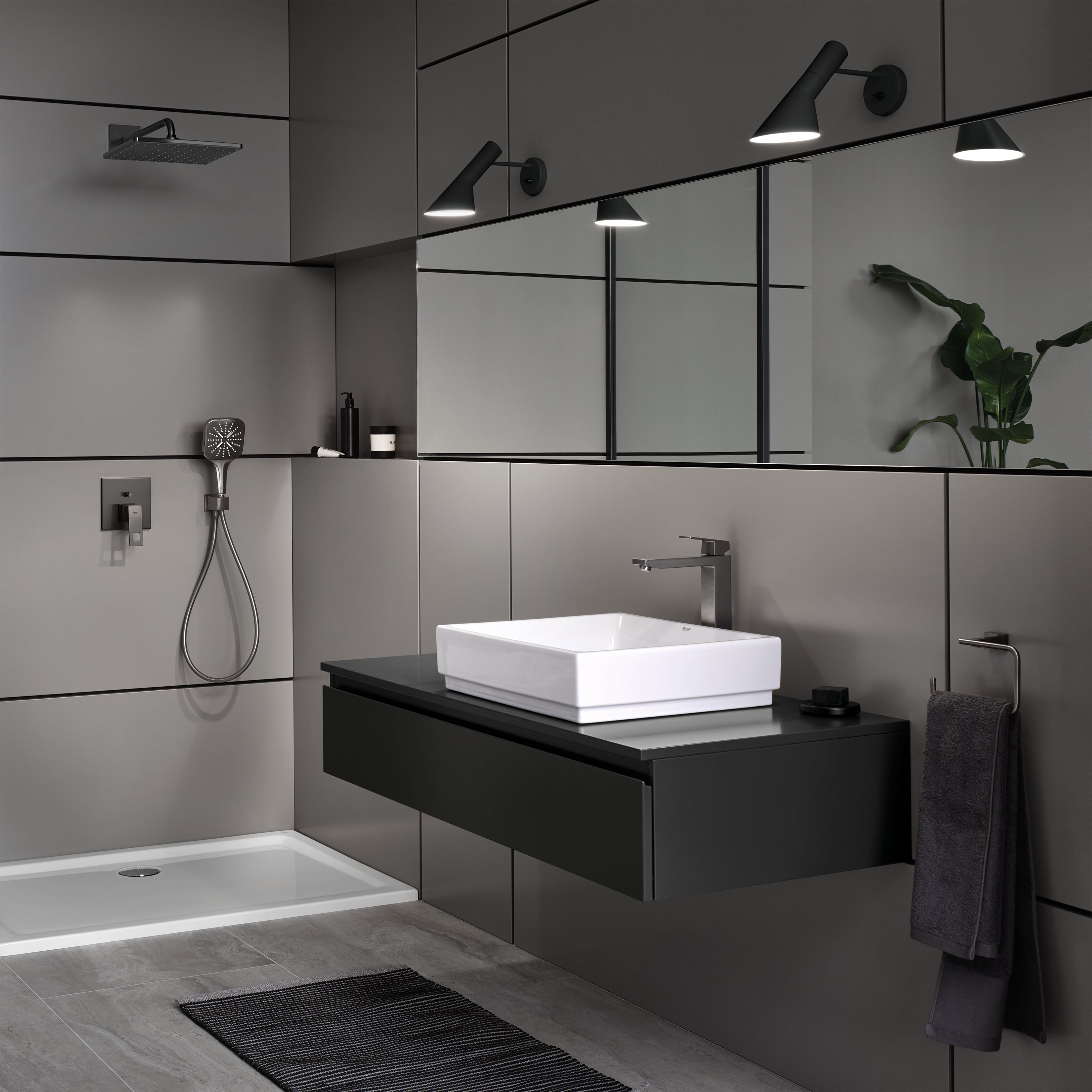 Showers_13_Collage-06