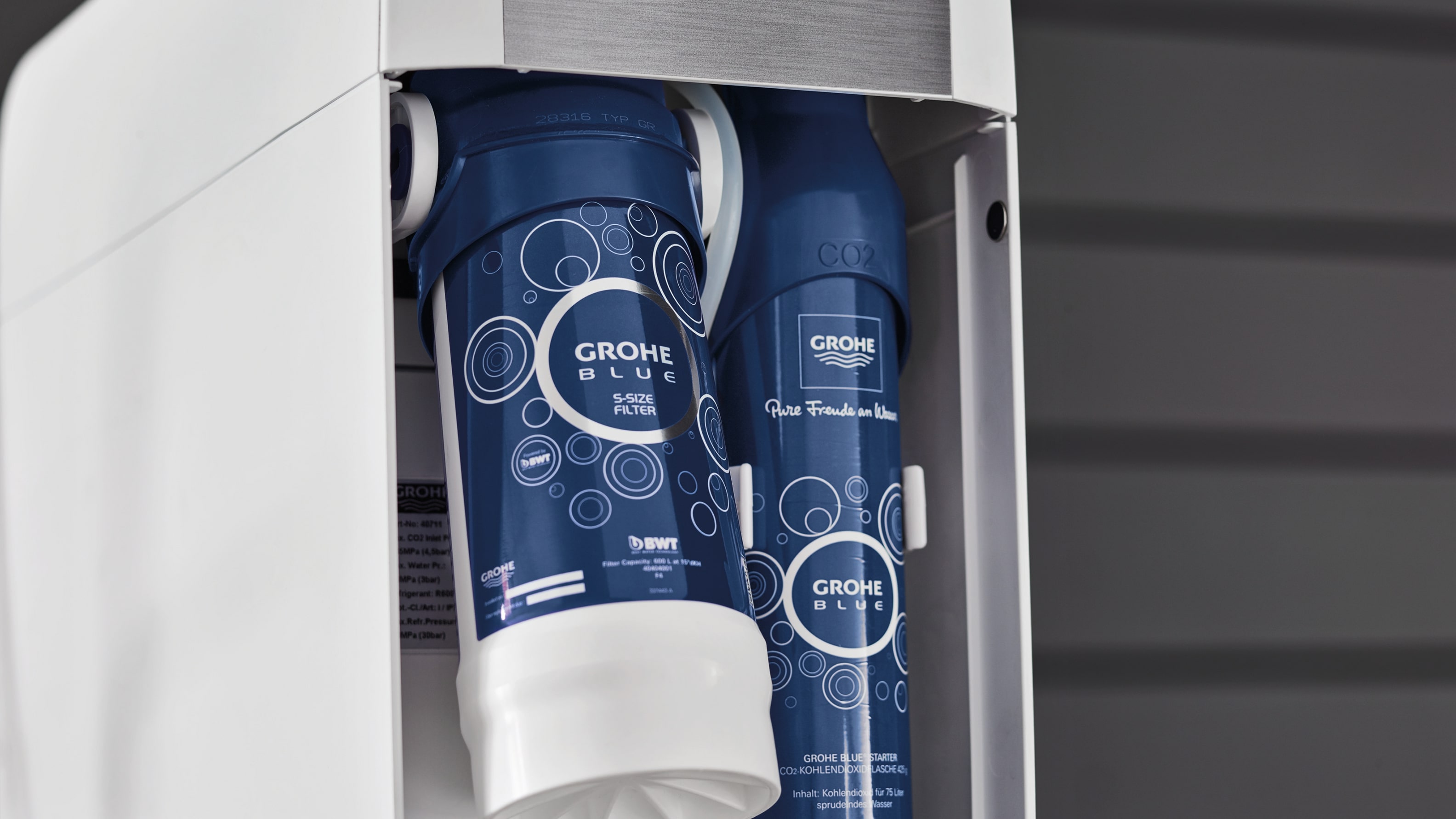 Water from the tap_07_Collage-04