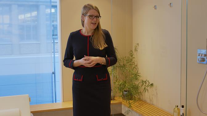 Wow of the Week Eva Servatius